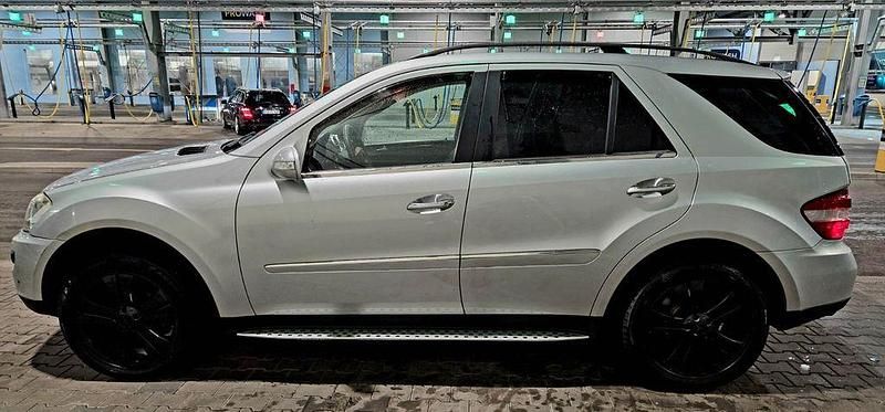 Gebraucht Mercedes ML280 190 PS (139 kW) 2008 Silber SUV