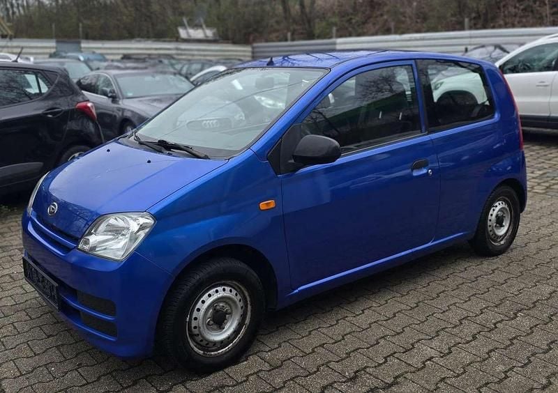 Gebraucht Daihatsu Cuore Plus 58 PS (42 kW) 2006 Blau Kleinwagen