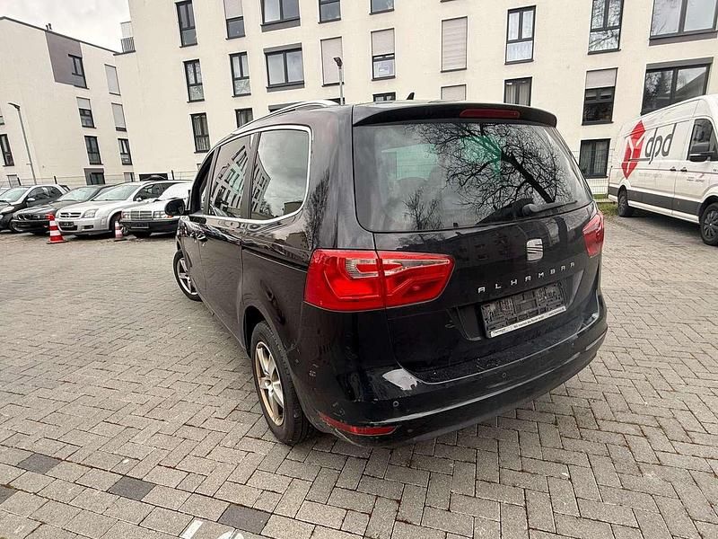 Gebraucht Seat Alhambra Style 140 PS (102 kW) 2013 "deep" schwarz Van / Kleinbus