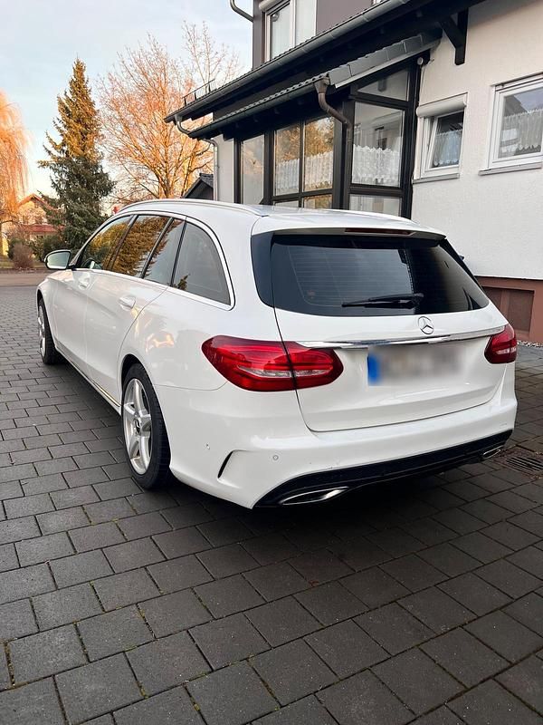 Gebraucht Mercedes C220 170 PS (125 kW) 2014 Weiß Kombi