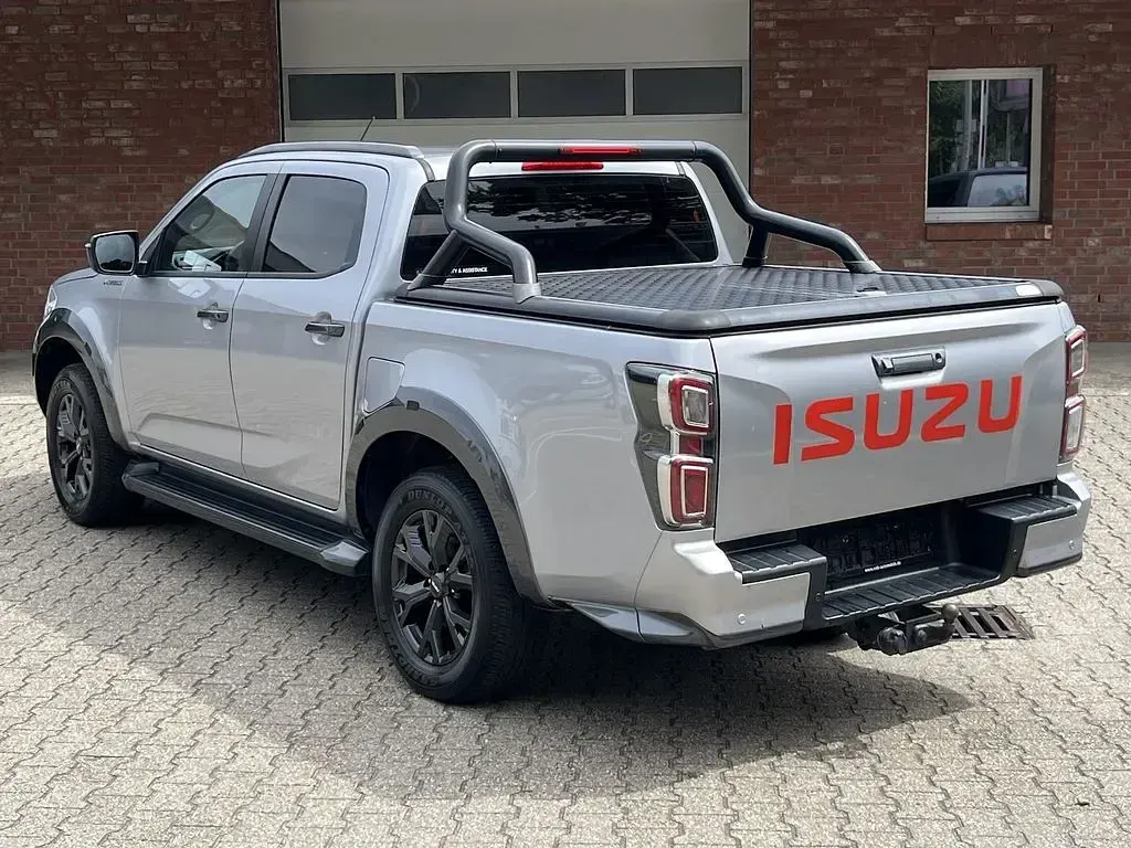 Gebraucht Isuzu D-Max 163 PS (119 kW) 2020 Silber SUV