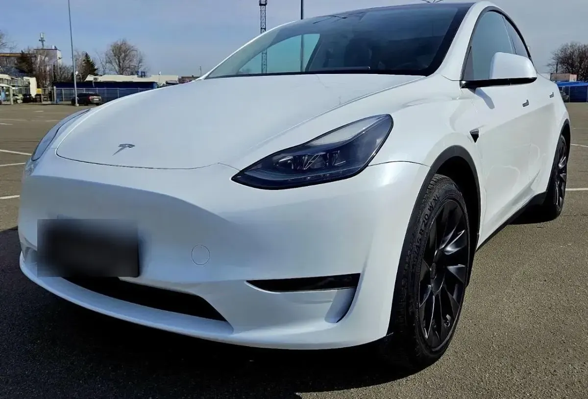 Gebraucht Tesla Model Y 255 kW (347 PS) 2023 Weiß SUV