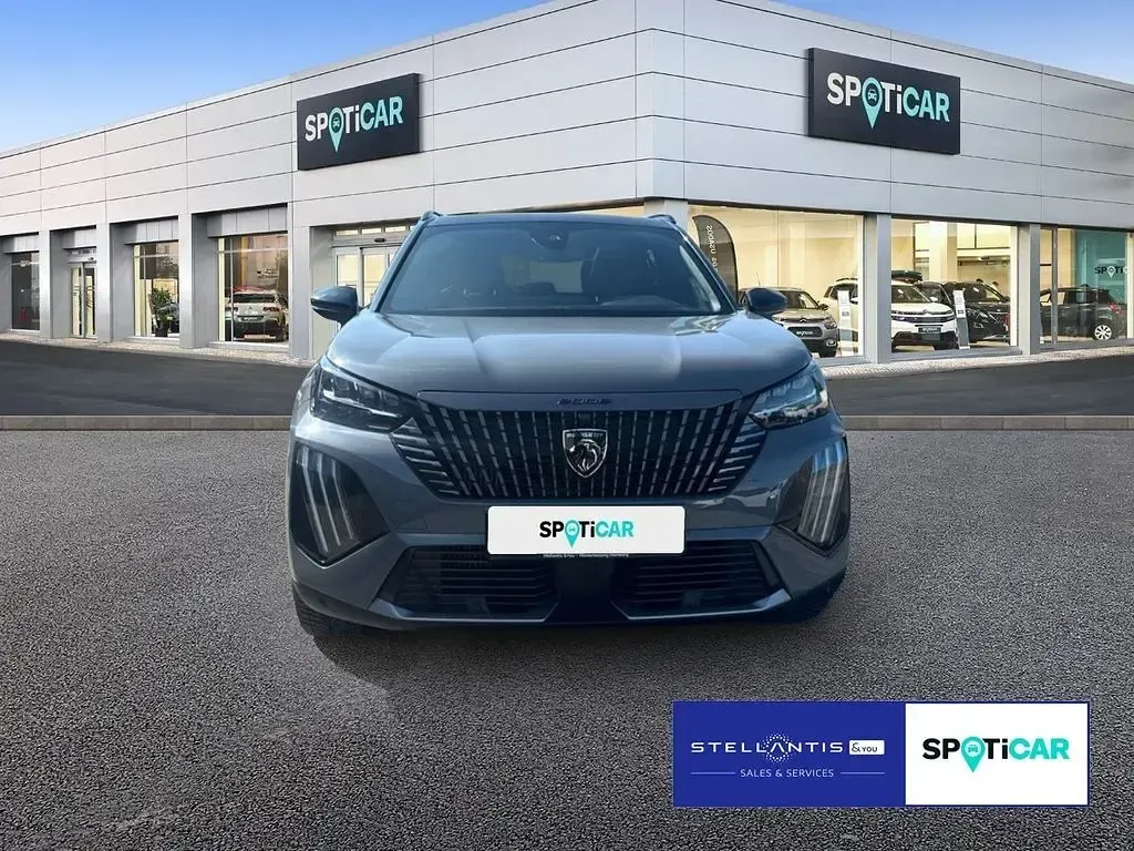Gebraucht Peugeot 2008 GT 131 PS (96 kW) 2024 Grau SUV