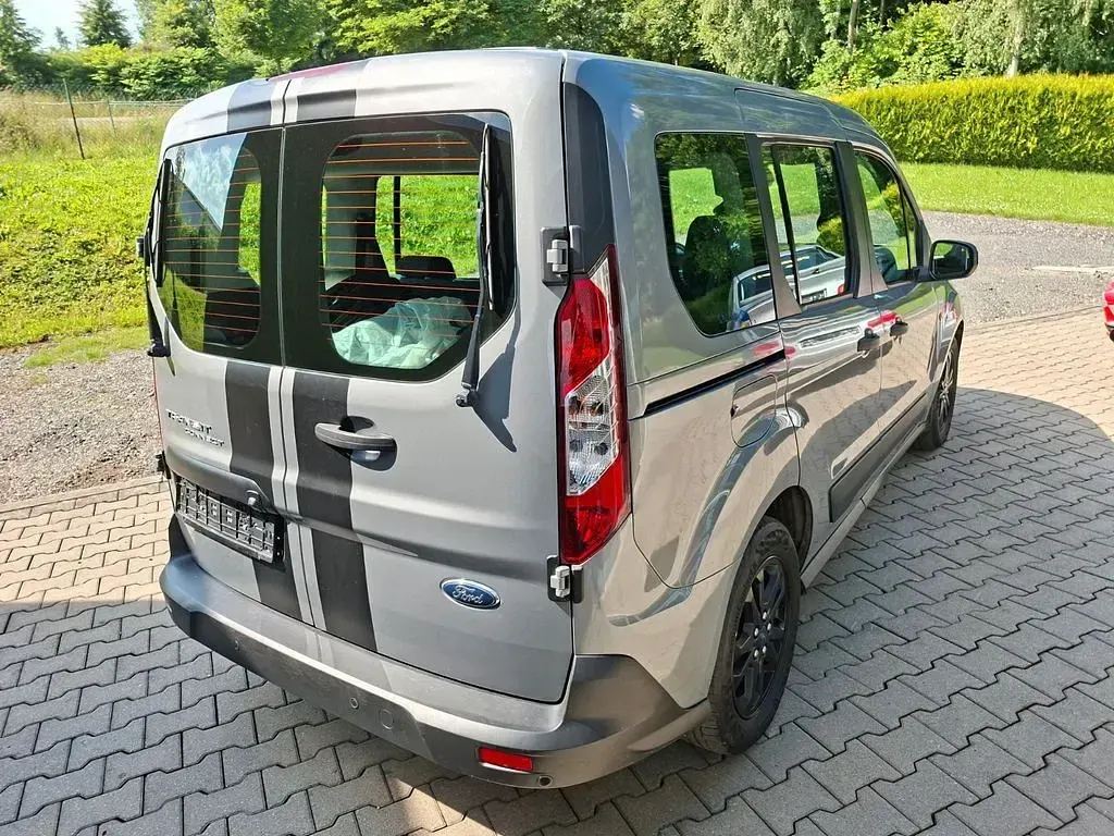 Gebraucht Ford Transit Connect Trend 101 PS (74 kW) 2022 Silber Van / Kleinbus