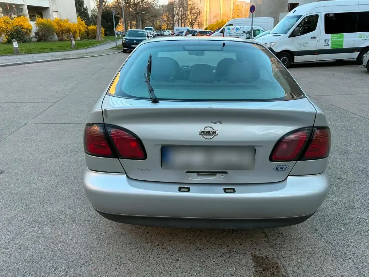 Gebraucht Nissan Primera 118 PS (86 kW) 2001 Silber Kombi