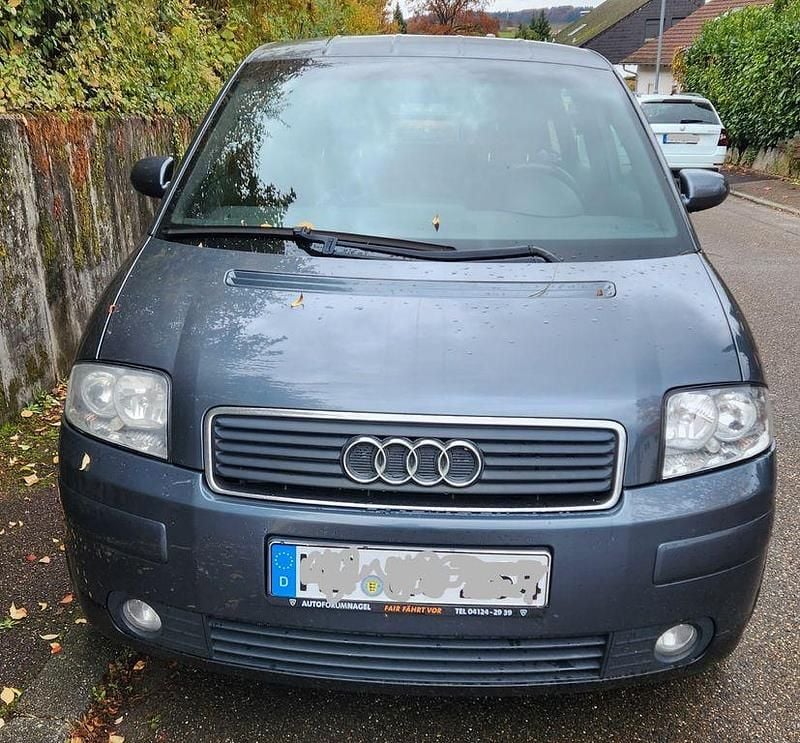 Grau Gebraucht 2004 Audi A2 S-Line Kleinwagen | 6.950 € (Fairer Preis) - Bild 1/4