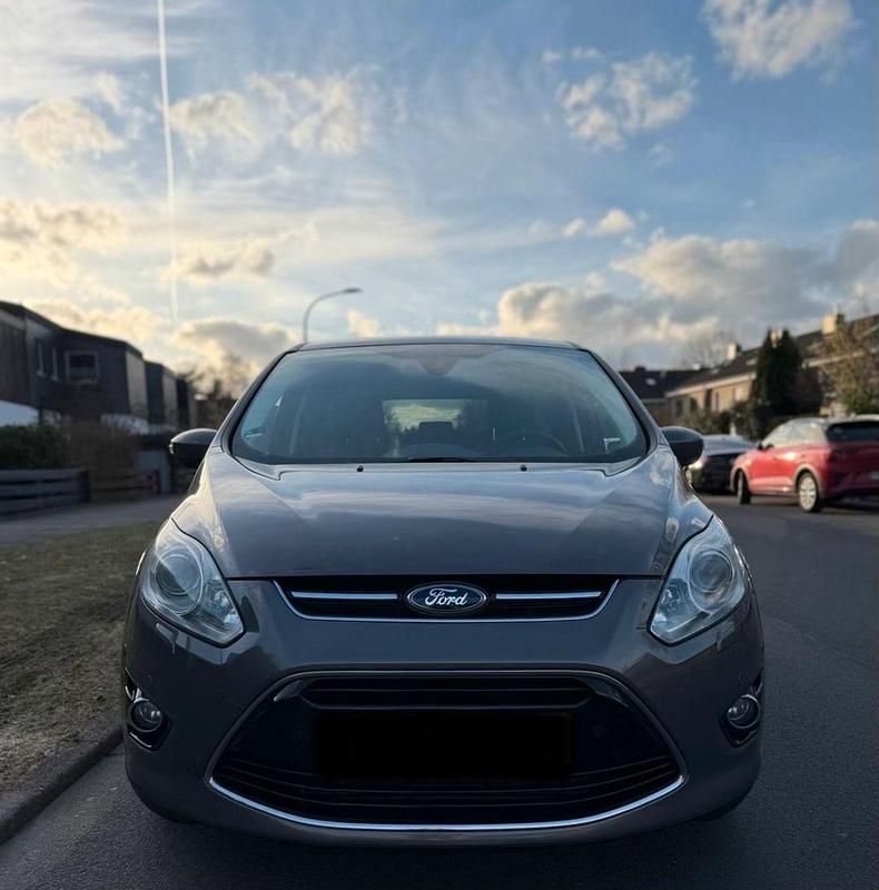 Gebraucht Ford Focus 155 PS (114 kW) 2013 Grau Kombi