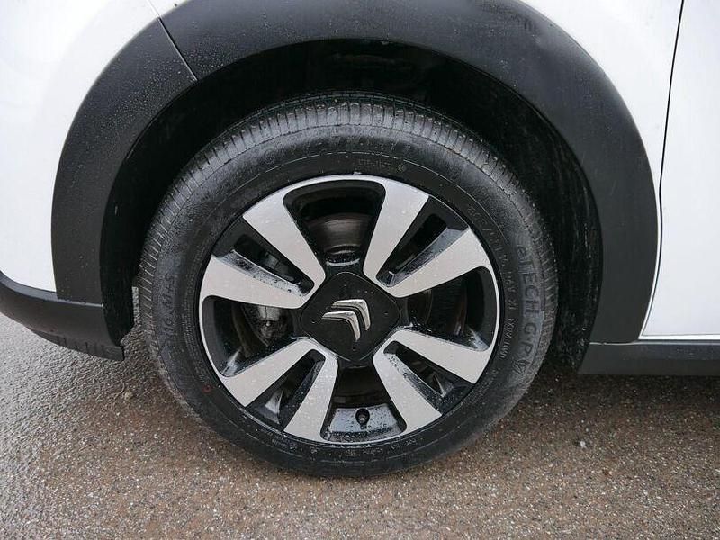 Gebraucht Citroën C3 83 PS (61 kW) 2023 Dach schwarz Kleinwagen