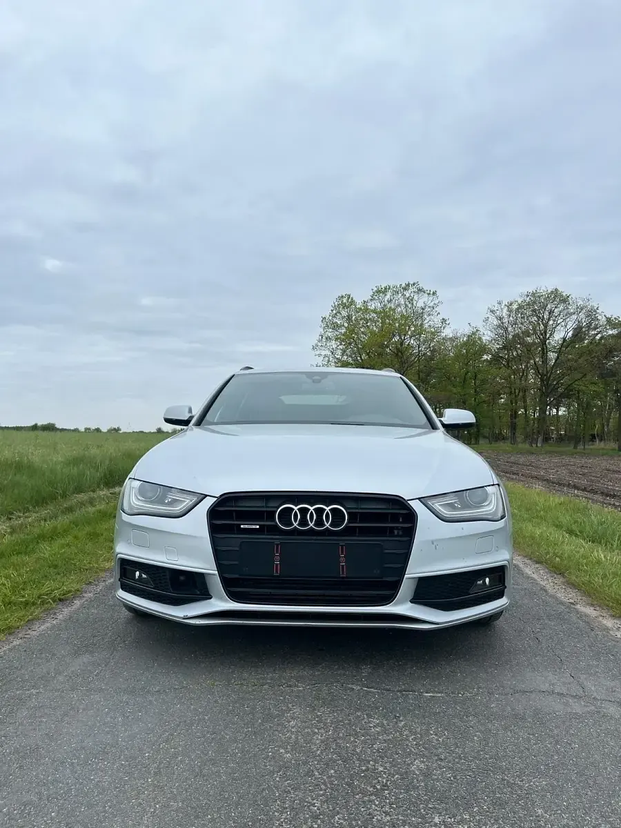 Gebraucht Audi A4 177 PS (130 kW) 2014 Silber Kombi