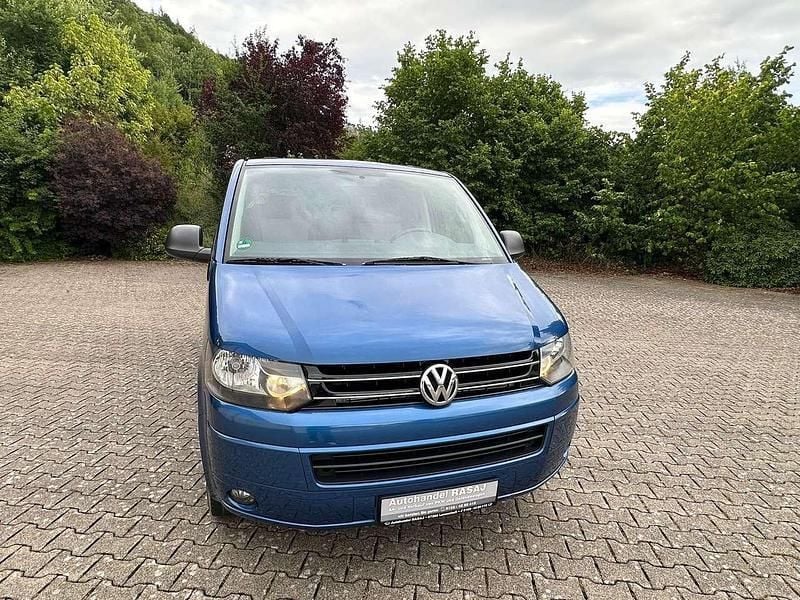 Olympiablau metallic Gebraucht 2010 VW T5 Startline Van | 14.990 € (Superpreis) - Bild 1/4