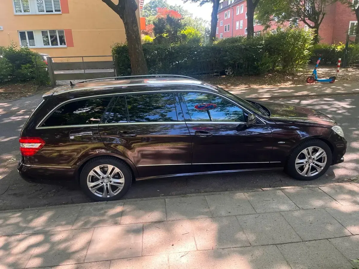 Gebraucht Mercedes E350 231 PS (169 kW) 2010 Braun Kombi