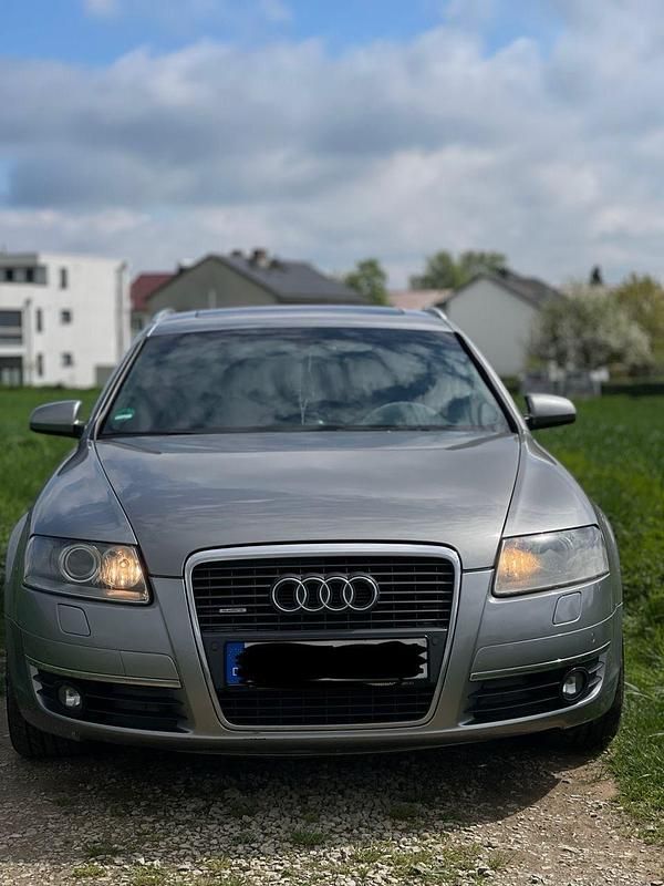 Silber Gebraucht 2006 Audi A6 Kombi | 3.100 € (Superpreis) - Bild 1/4