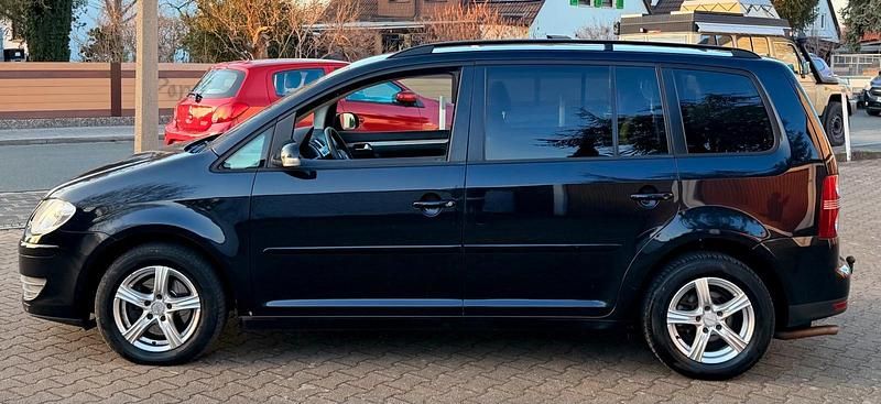 Gebraucht VW Touran 109 PS (80 kW) 2007 Schwarz Van / Kleinbus