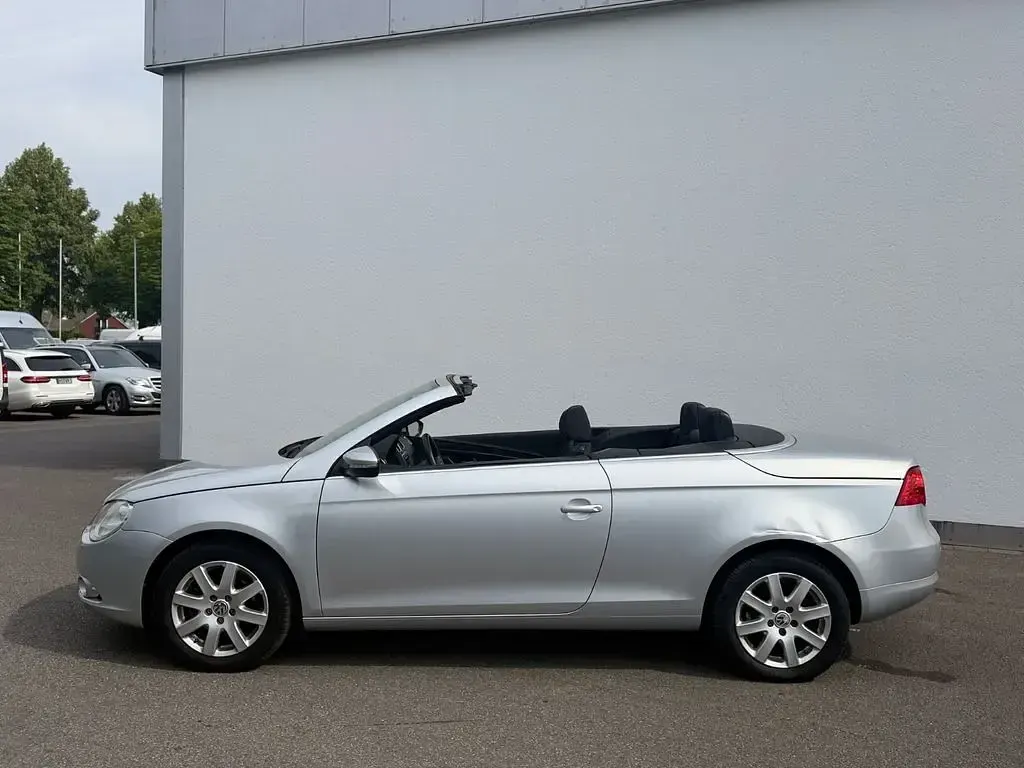 Gebraucht VW Eos 122 PS (89 kW) 2010 Silber Cabrio