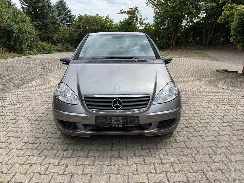 Grau Gebraucht 2005 Mercedes A170 Kleinwagen | 999 € (Guter Preis) - Bild 1/4