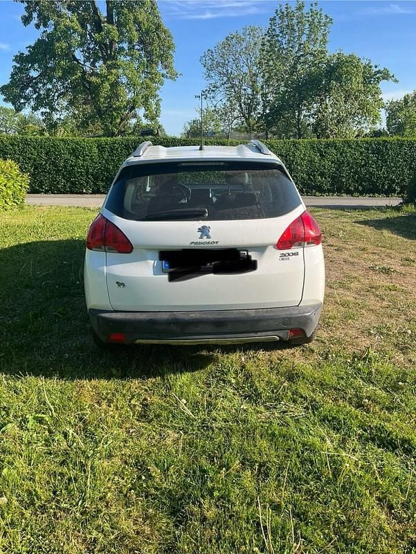 Gebraucht Peugeot 2008 110 PS (80 kW) 2015 Weiß SUV