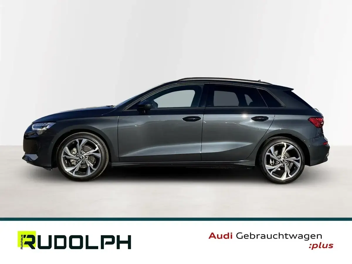 Używany Audi A3 Advanced 150 KM (110 kW) 2025 Szary Sedan/Limuzyna