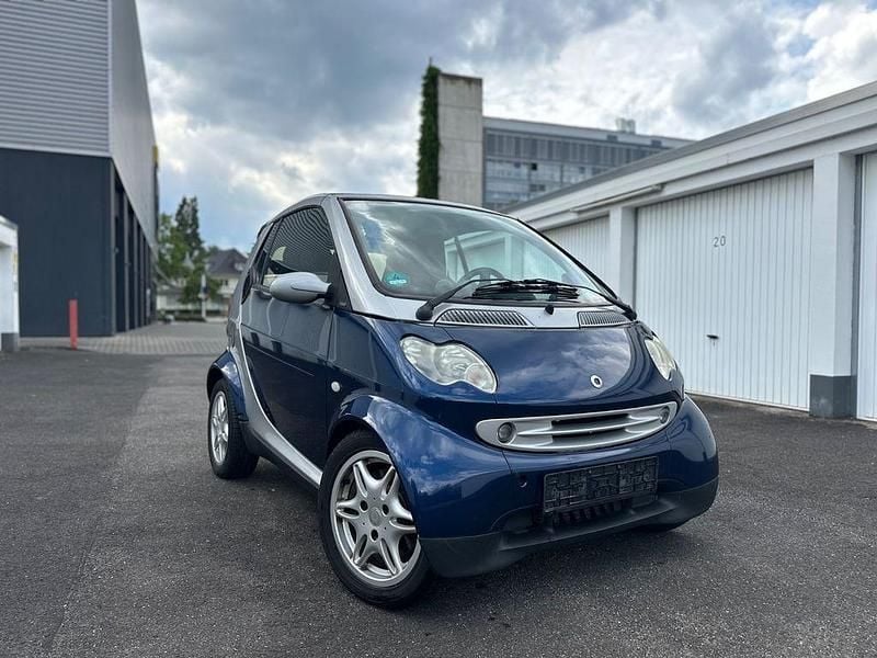 Blau Gebraucht 2003 Smart ForTwo Cabrio Cabrio | 2.400 € (Etwas zu teuer) - Bild 1/4