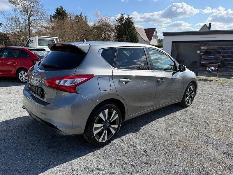 Gebraucht Nissan Pulsar 116 PS (85 kW) 2016 Grau Kleinwagen