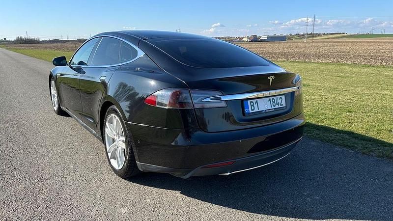 Gebraucht Tesla Model S 309 kW (421 PS) 2016 Schwarz Kleinwagen