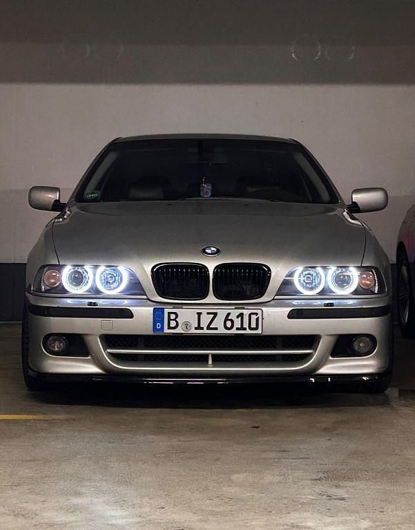 Silber Gebraucht 2000 BMW 530 M Sport Limousine | 8.490 € (Fairer Preis) - Bild 1/4