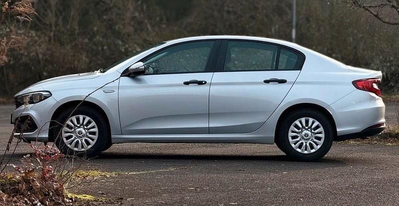 Gebraucht Fiat Tipo 95 PS (69 kW) 2021 Silber Limousine