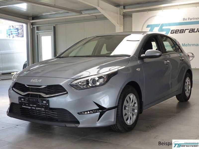 Novo Kia Ceed 140 HP (102 kW) 2025 Verschiedene Citadino