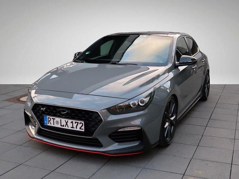 Grau Gebraucht 2019 Hyundai i30 N Performance Limousine | 22.500 € (Fairer Preis) - Bild 1/4