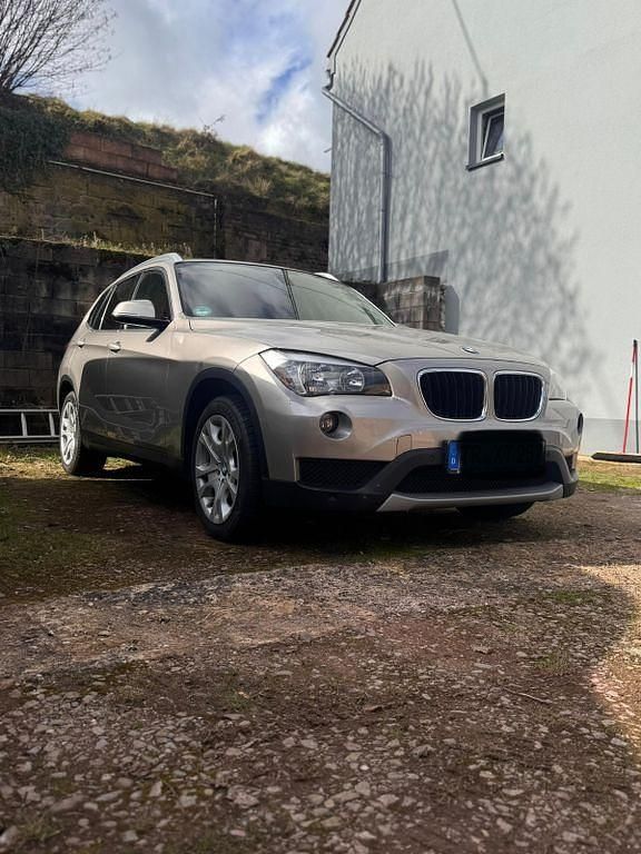 Gebraucht BMW X1 Basis 143 PS (105 kW) 2012 Beige SUV