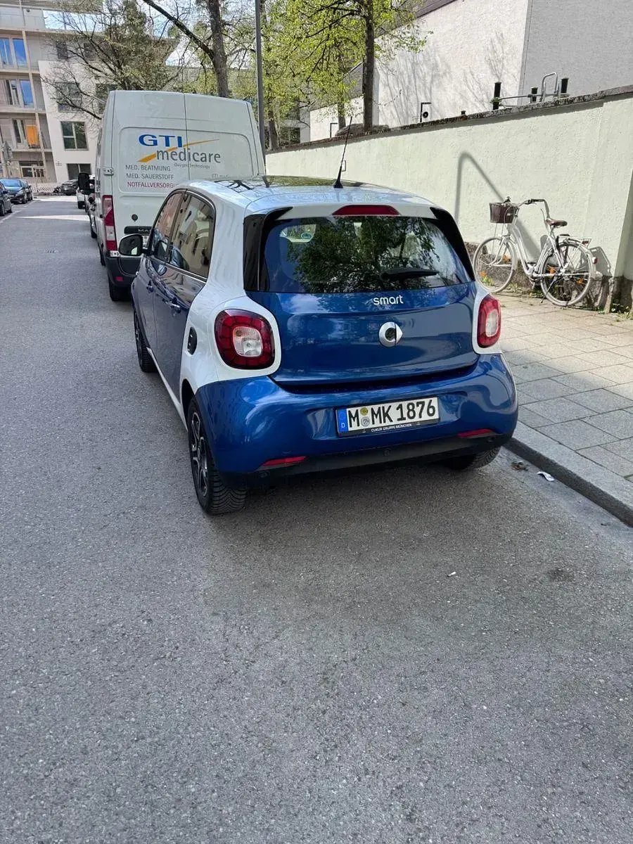 Usata Smart ForFour Prime 90 CV (66 kW) 2017 Blu Utilitaria