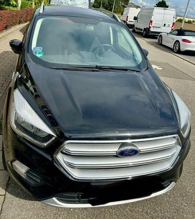 Schwarz Gebraucht 2019 Ford Kuga Cool & Connect SUV | 9.290 € (Superpreis) - Bild 1/4