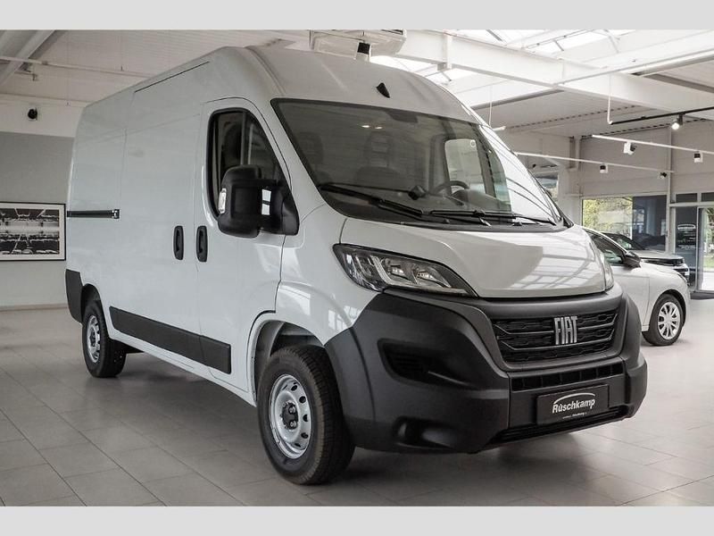 Gebraucht Fiat Ducato 140 PS (102 kW) 2024 Weiss (pastell)) (weiss Van