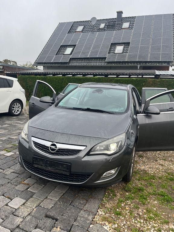 Gebraucht 2010 Opel Astra Sport Kombi | 3.350 € (Superpreis) - Bild 1/4