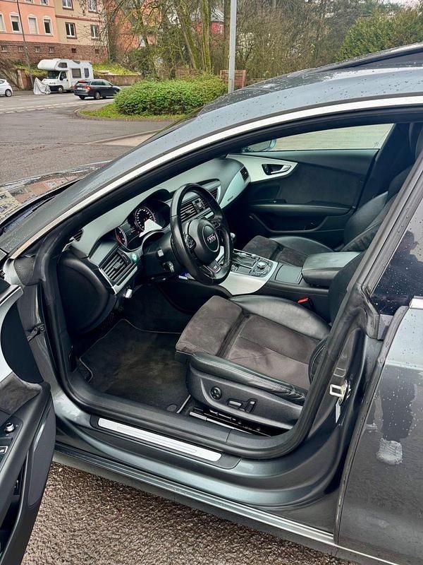 Gebraucht Audi A7 Sport 245 PS (180 kW) 2011 Grau Kleinwagen