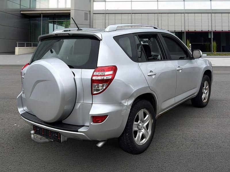 Gebraucht Toyota RAV4 150 PS (110 kW) 2012 Silber SUV