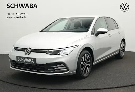 Gebraucht VW Golf VIII Active 131 PS (96 kW) 2023 Silber Limousine