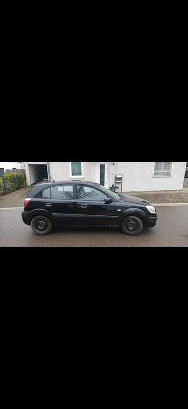 Schwarz Gebraucht 2008 Kia Rio Spirit Kleinwagen | 1.700 € (Guter Preis) - Bild 1/4