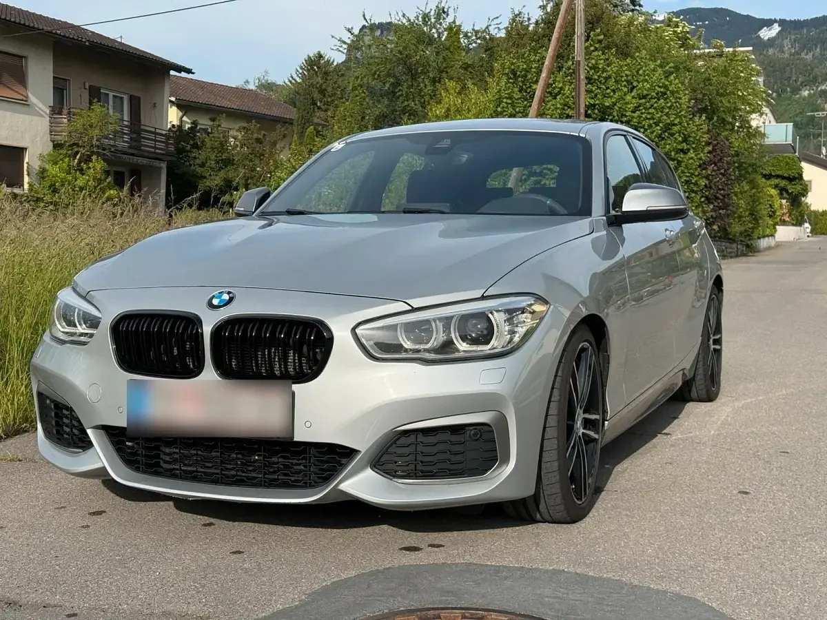 Gebraucht BMW 135 326 PS (239 kW) 2015 Silber Kleinwagen