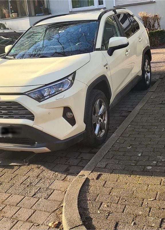 Gebraucht Toyota RAV4 178 PS (130 kW) 2020 Weiß SUV