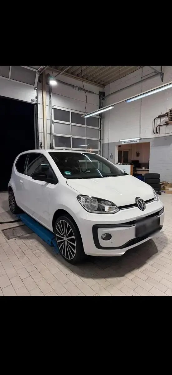 Usata VW up! 60 CV (44 kW) 2018 Bianco Utilitaria
