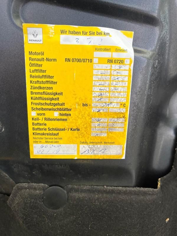 Grau Gebraucht 2014 Renault Mégane GrandTour Kombi | 5.900 € (Fairer Preis) - Bild 1/4