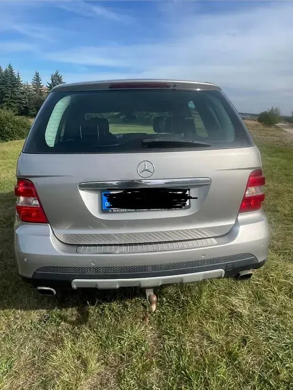 Gebraucht Mercedes ML280 190 PS (139 kW) 2008 Gold SUV