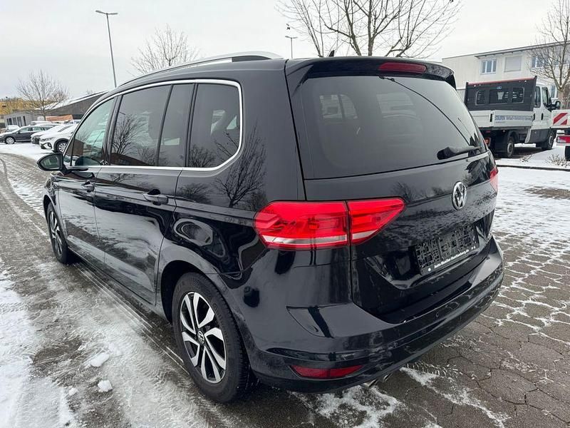 Gebraucht VW Touran Highline 190 PS (139 kW) 2017 Schwarz Van / Kleinbus