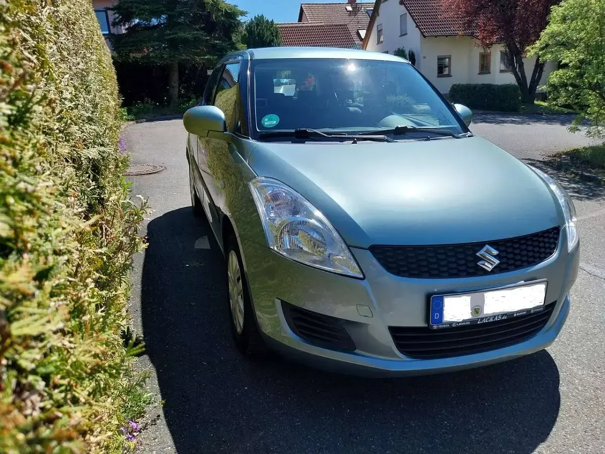 Gebraucht Suzuki Swift Club 94 PS (69 kW) 2012 Grün Kleinwagen