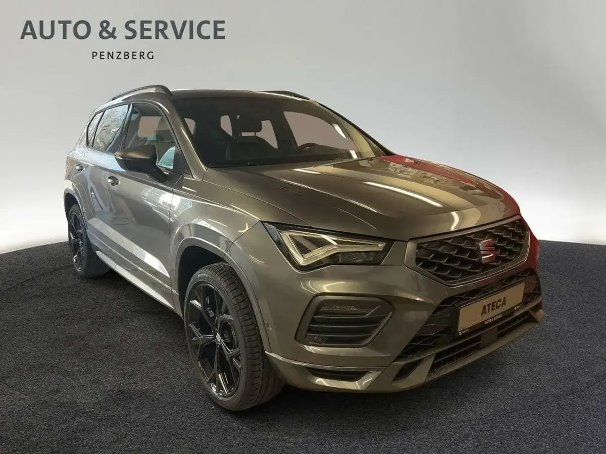Neu Seat Ateca Black Edition 150 PS (110 kW) 2026 Graphitgrau SUV