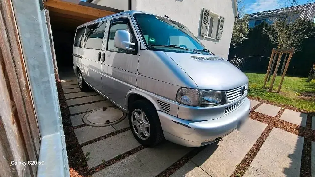 Usado VW T4 102 HP (75 kW) 2003 Prateado Van