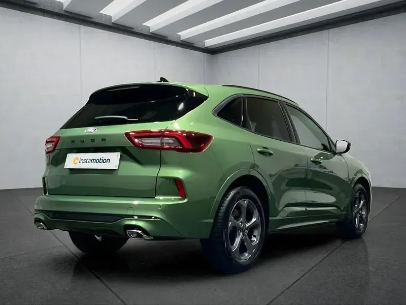 Gebraucht Ford Kuga ST-Line 186 PS (136 kW) 2025 Grün SUV