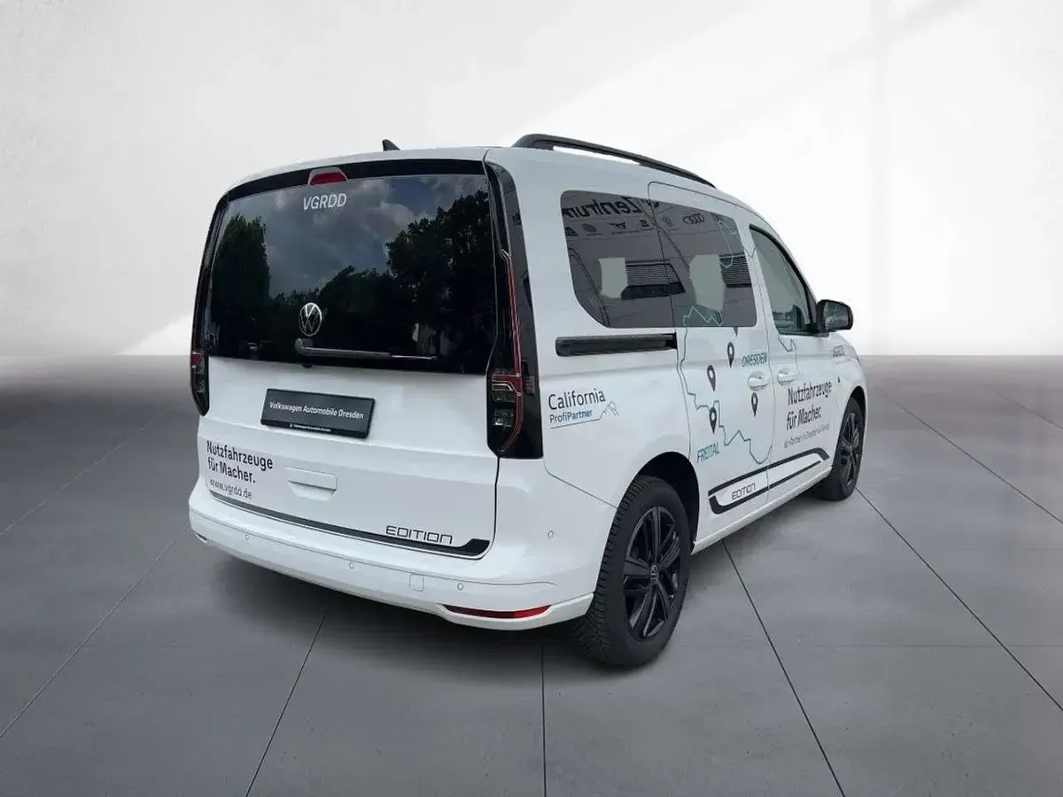 Gebraucht VW Caddy Life 116 PS (85 kW) 2026 Schwarz Van / Kleinbus