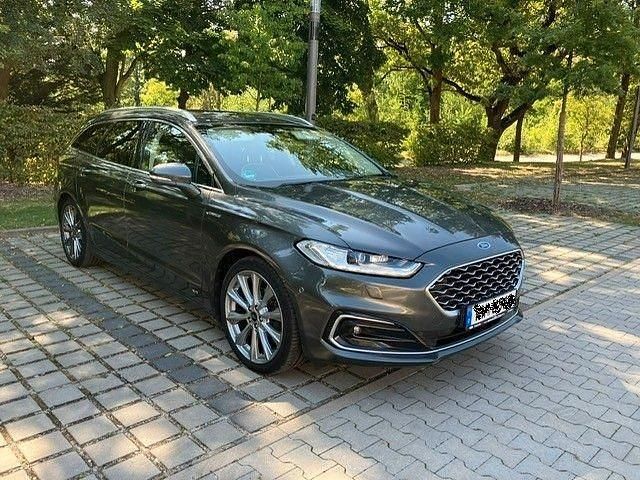 Grau Gebraucht 2020 Ford Mondeo Vignale Kombi | 22.900 € (Teuer) - Bild 1/4