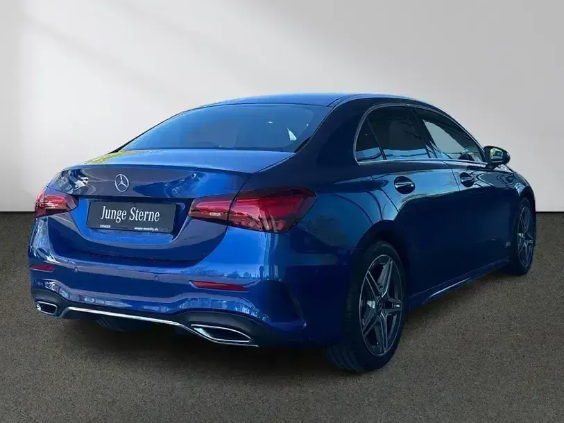 Gebraucht Mercedes A220 Advanced 190 PS (139 kW) 2025 lack spektralblau Limousine